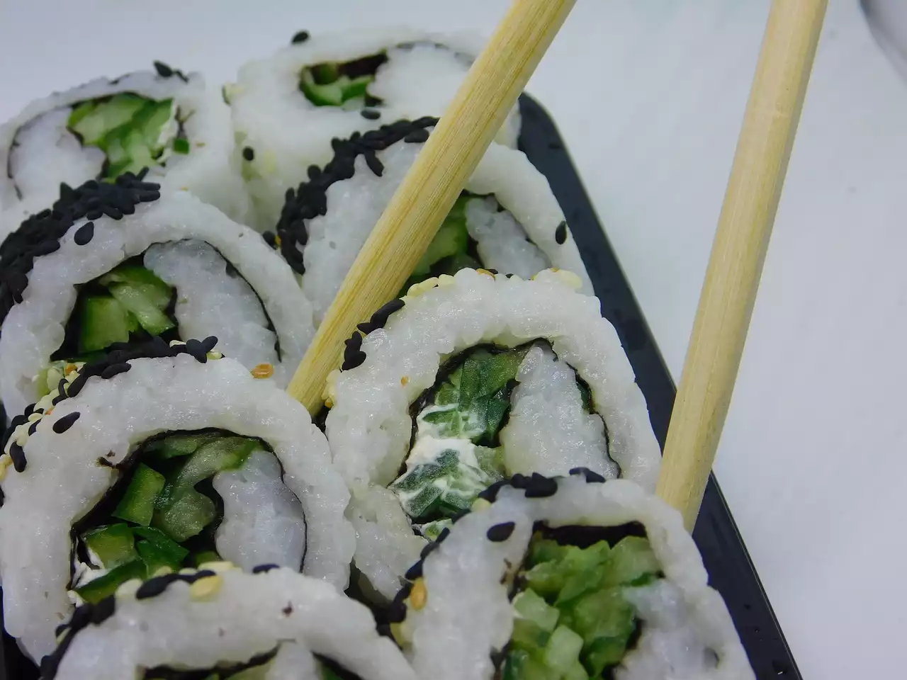 Beyond Sushi: onderzoek naar vegetarische en veganistische Japanse voedselopties
